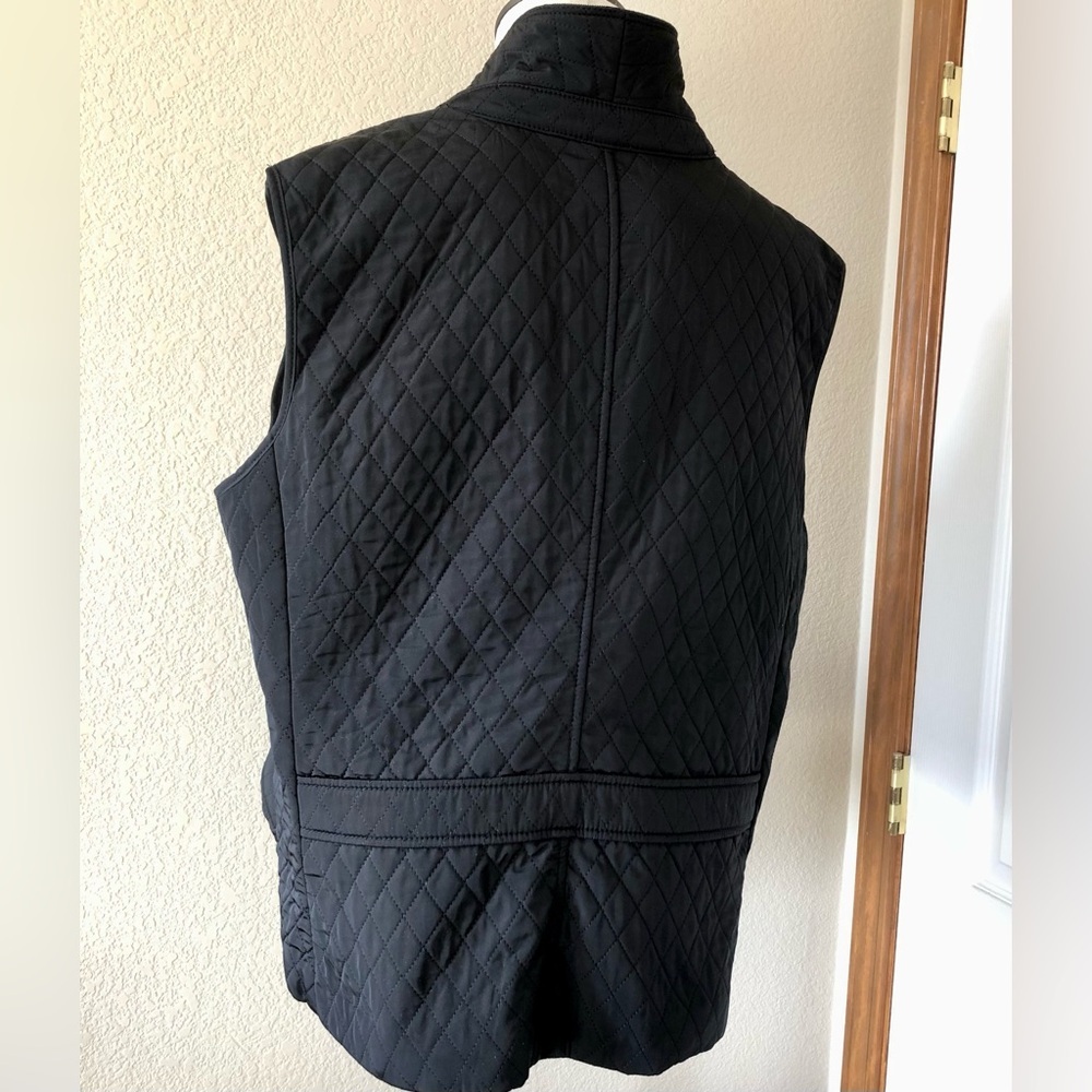 Hello Cute and sporty Talbots Quilted Vest w/Pockets - Picture 5 of 10